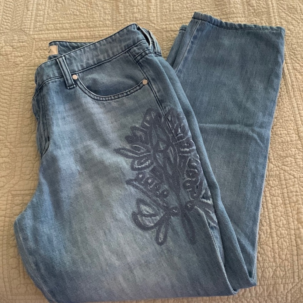 Liverpool super soft jeans.crop boyfriend. US. size 8.Broke in soft as butter 😜